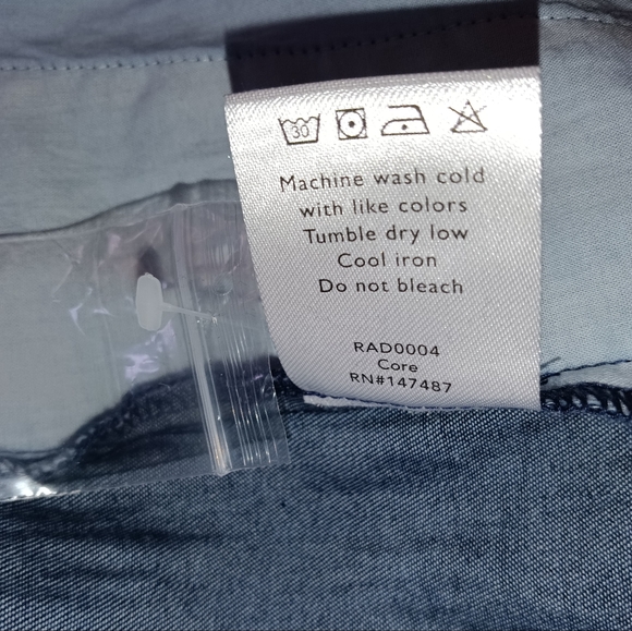 🆕Draper James Chambray Tie Waist Jumpsuit in Dark Wash Womens Size Large NEW! - Picture 9 of 11